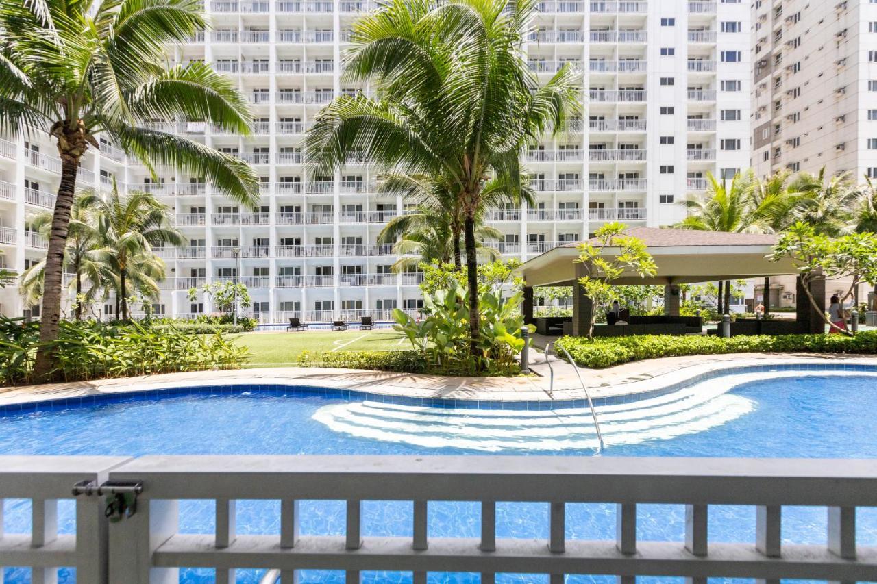 Staycation At Shore - Direct Pool Manila Eksteriør bilde