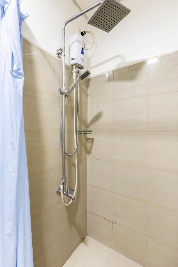 Staycation At Shore - Direct Pool Manila Eksteriør bilde