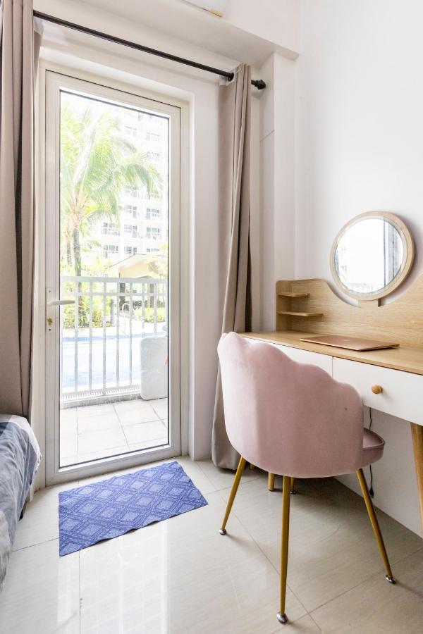 Staycation At Shore - Direct Pool Manila Eksteriør bilde
